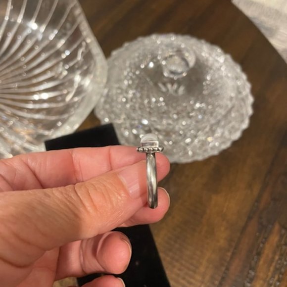 Silpada Retired Sterling Silver Button Frame Pearl Ring R1617 size 7.25 - Picture 11 of 15